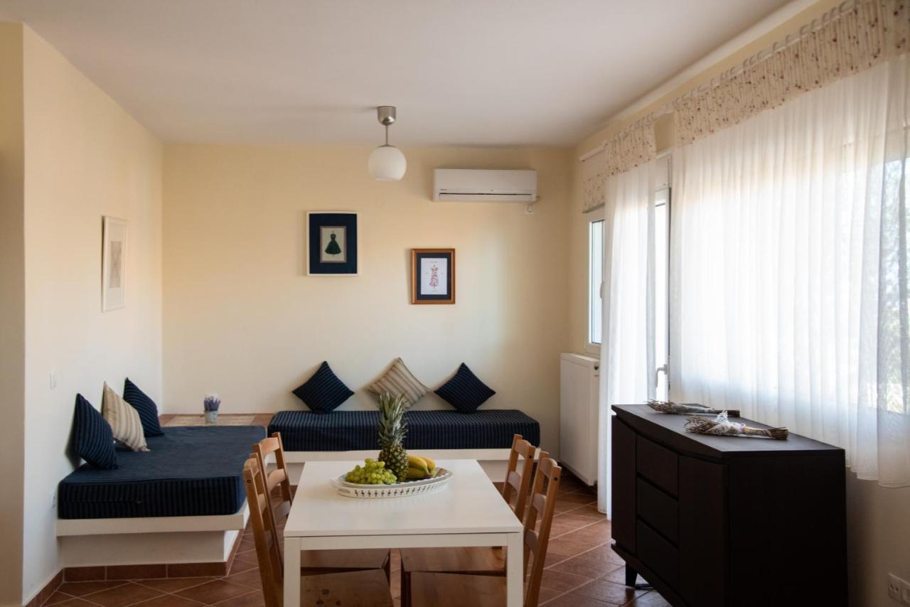 Villa Erato Tsoukaládhes Buitenkant foto