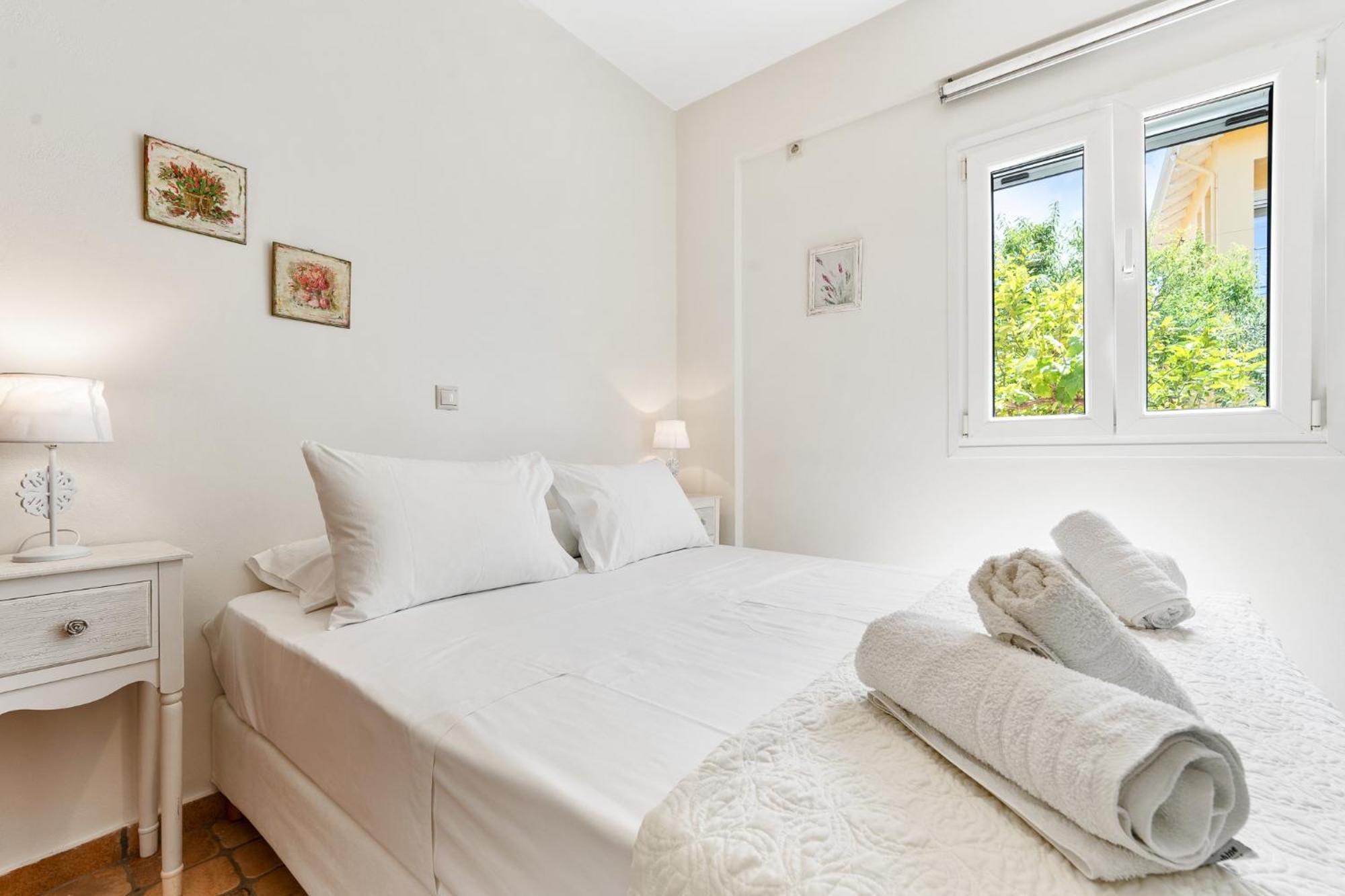 Villa Erato Tsoukaládhes Kamer foto